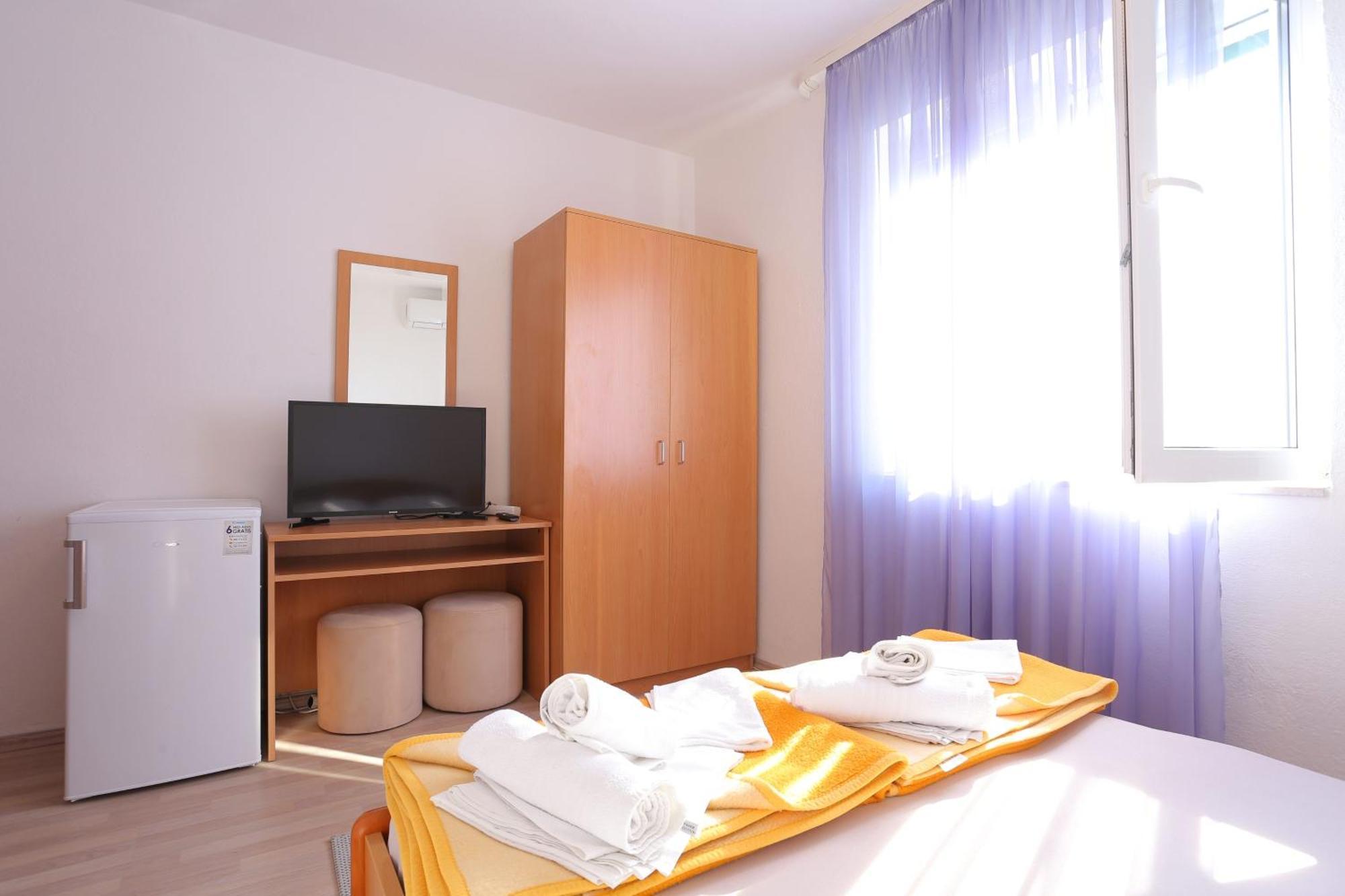Double Room Tucepi 5263D Luaran gambar